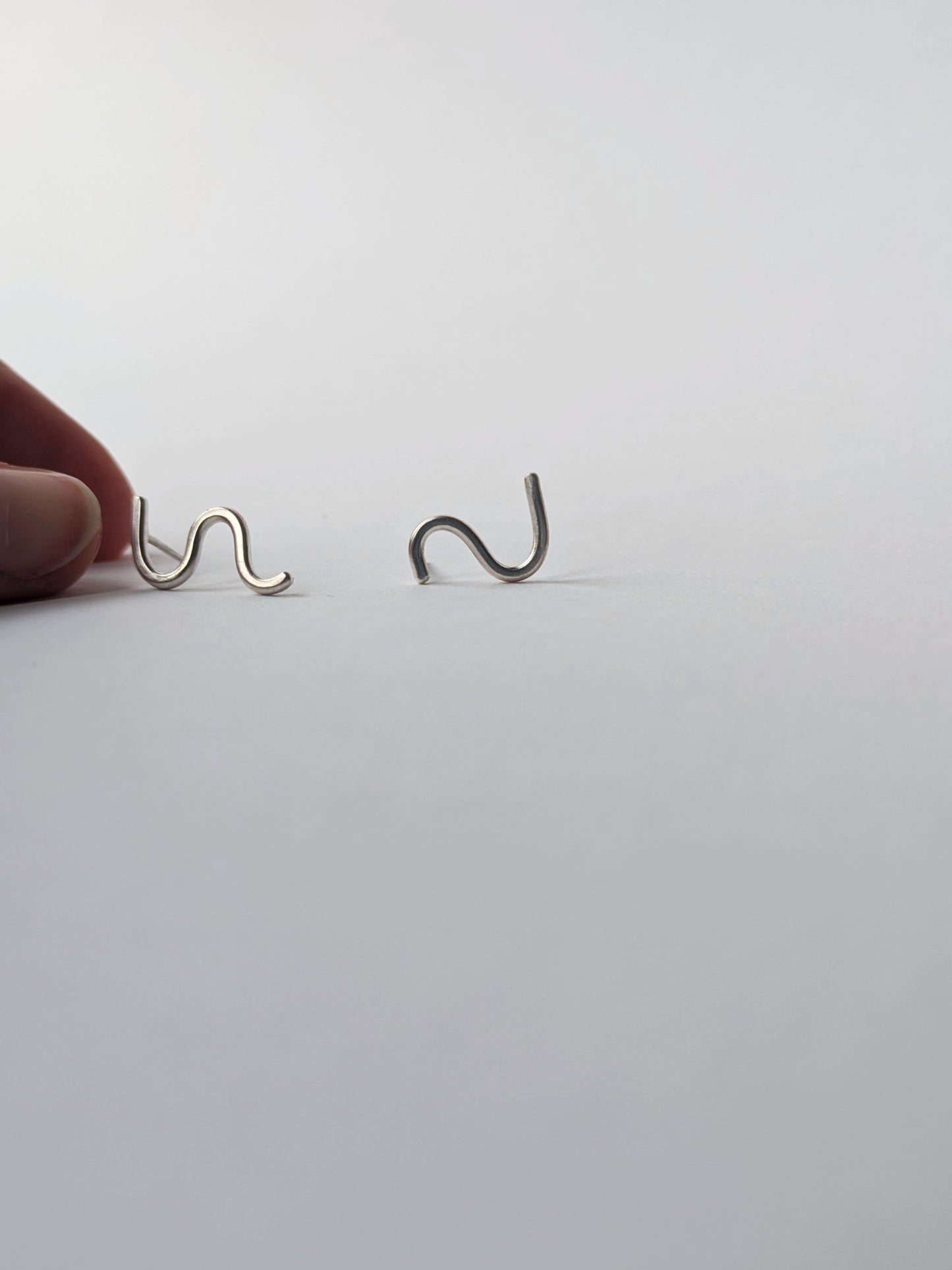 Mini Wiggle Studs